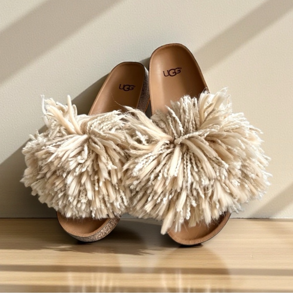 UGG Tan Cindi Yarn Fluffy Pom Pom Slides - Picture 13 of 13